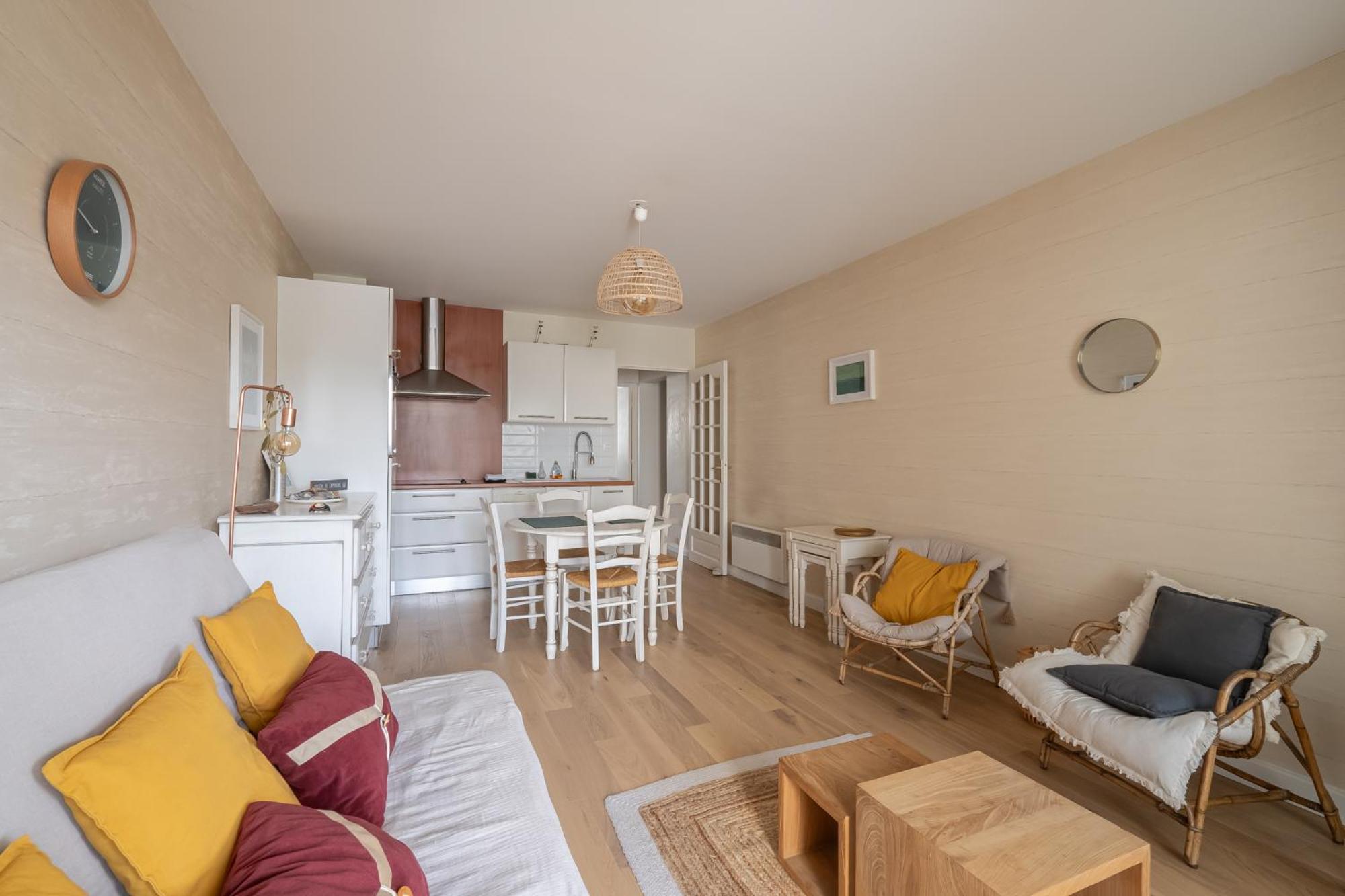 Agreable Appartement Et Terrasse A 2 Pas De La Mer 위머로우 외부 사진